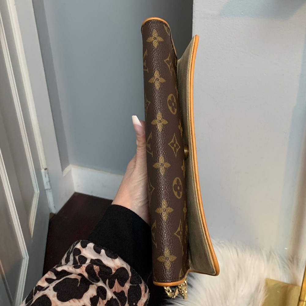 2000 authentic Louis Vuitton Twin Pochette GM crossbody, free replacement chain - Picture 8 of 16